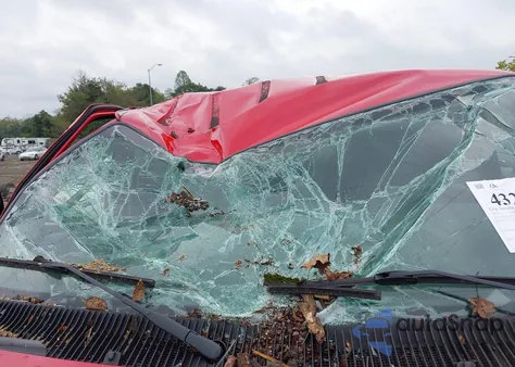 2013 Ford E-150 Commercial z USA, uszkodzony, nr VIN 1FTNE1EW3DDA77809